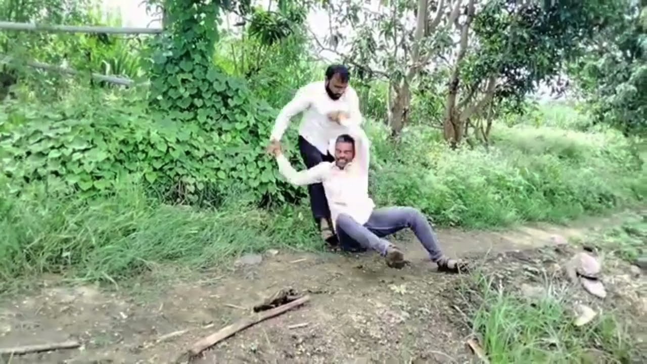 त्या दिवशी ऊसात नेमकी काय घडलं तुम्हीच पहा भावा भावात भांडण लावणारे आपल्याच जवळचे लोक असतात चुलता 