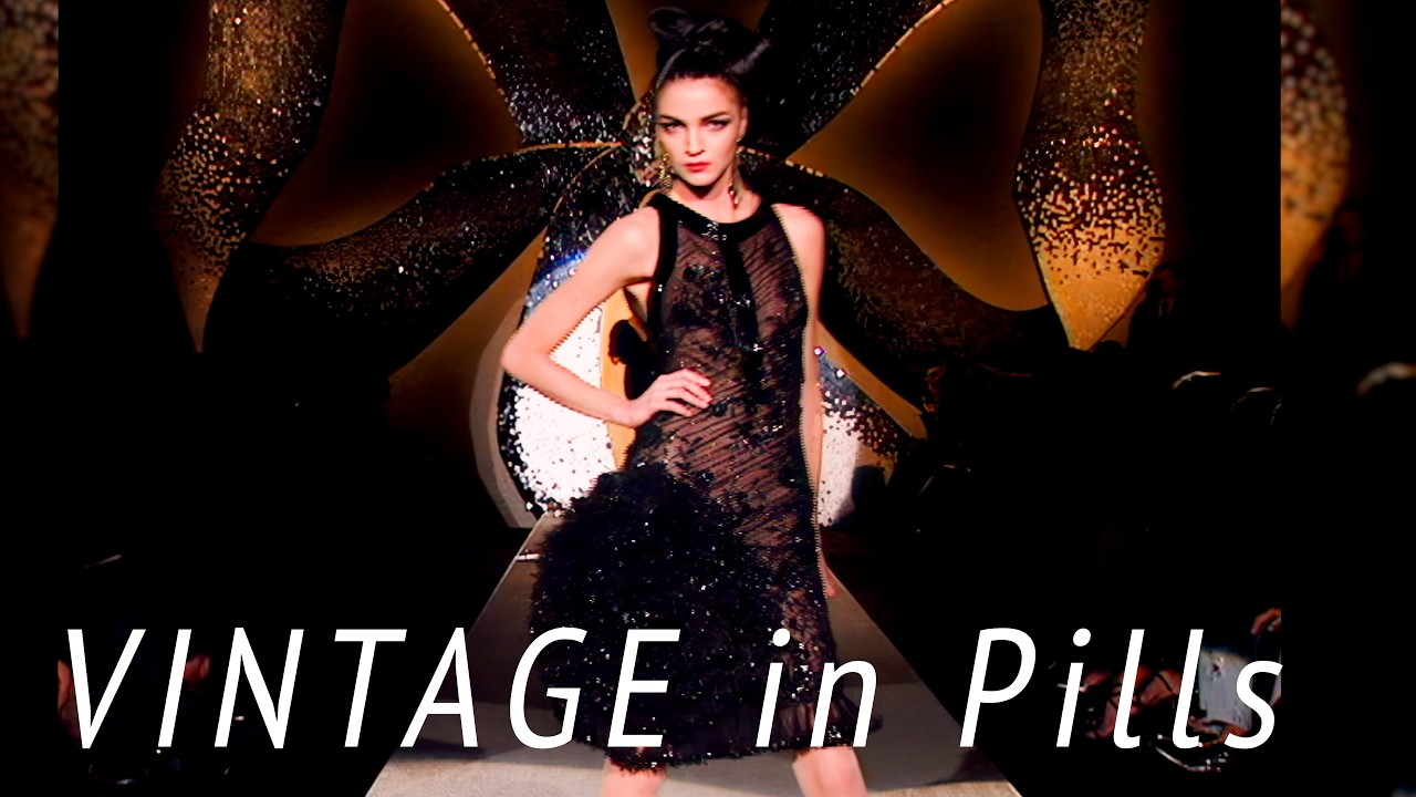 Vintage in Pills VALENTINO Fall 2005 Couture Paris - 4K