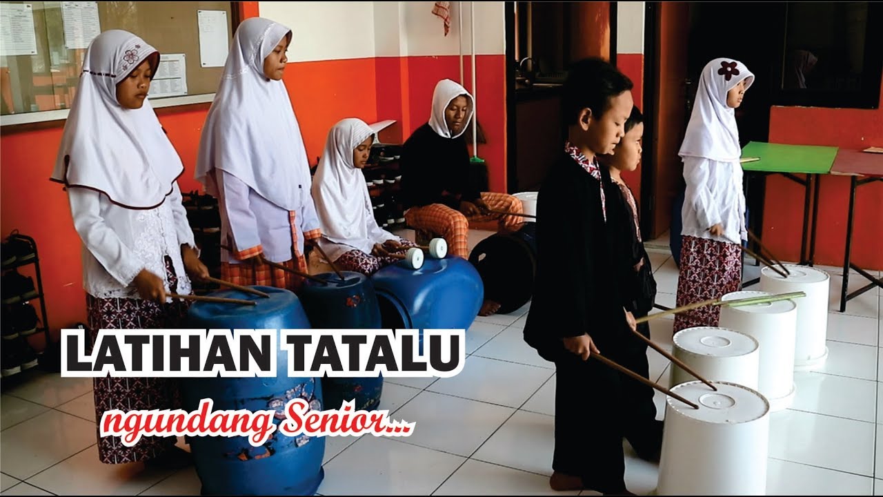 Perkusi Ember Bekas - Tatalu SD Juara Bandung