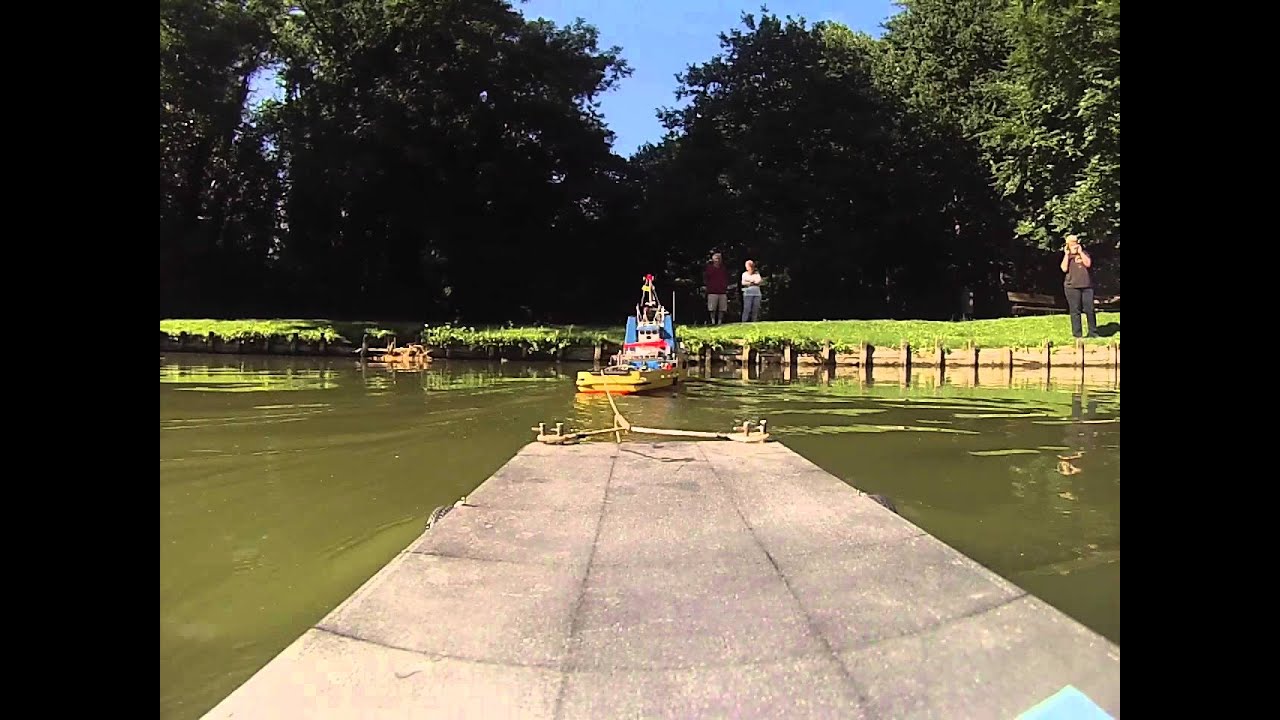 Happy Hunter II filmed from barge Go pro