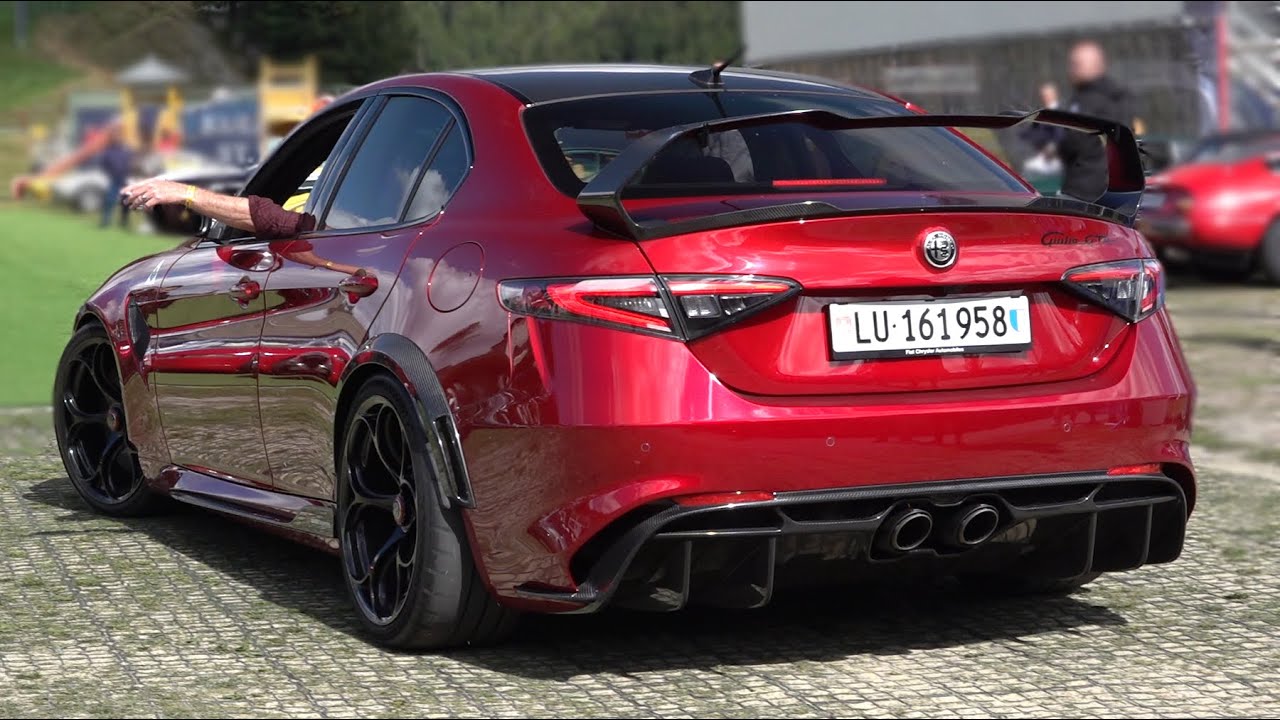 Alfa Romeo Giulia GTA & GTAm - Akrapovic Exhaust Sound & Driving on the Roads!