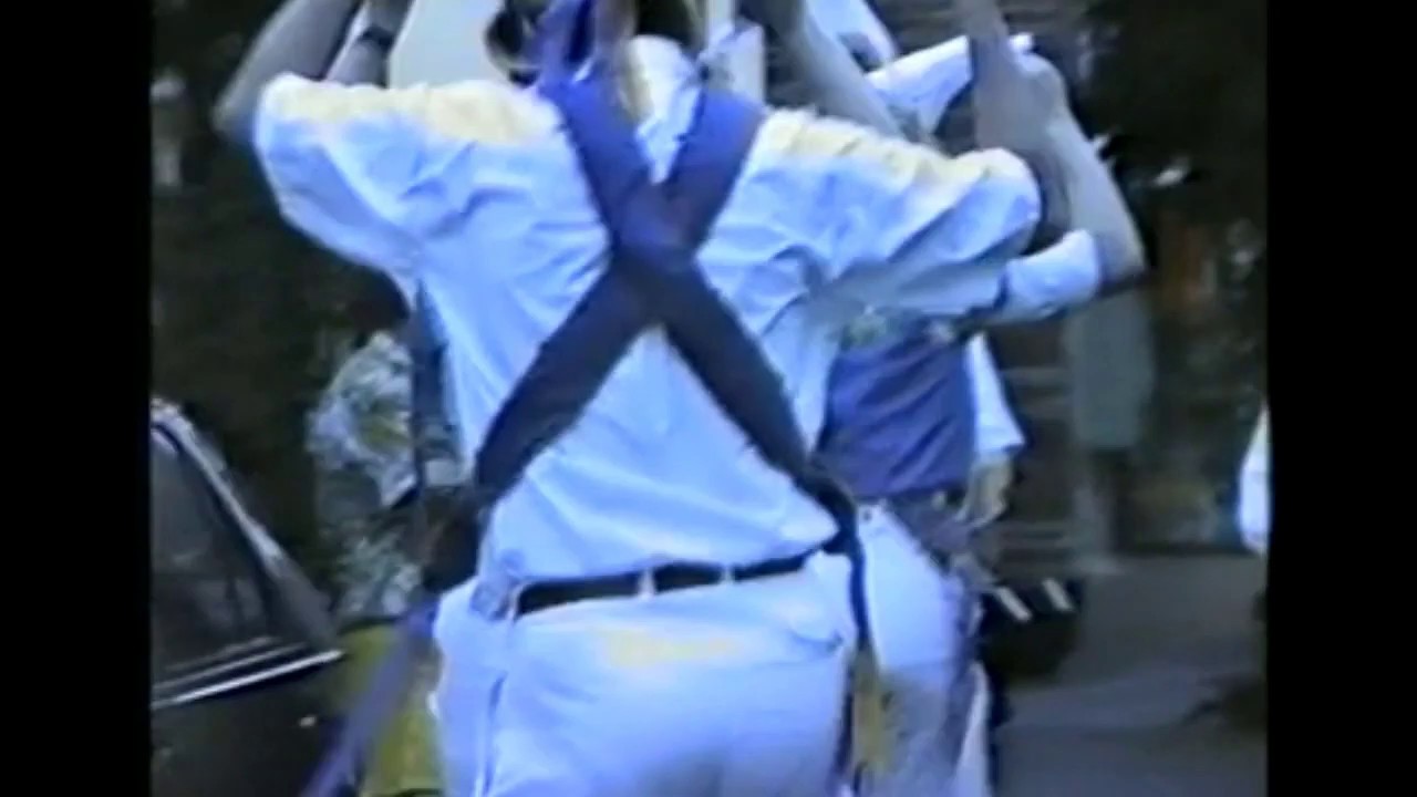 Thames Valley Morris Men in Kr&ouml;v in 1991 - Wheatley Processional and Trunkles