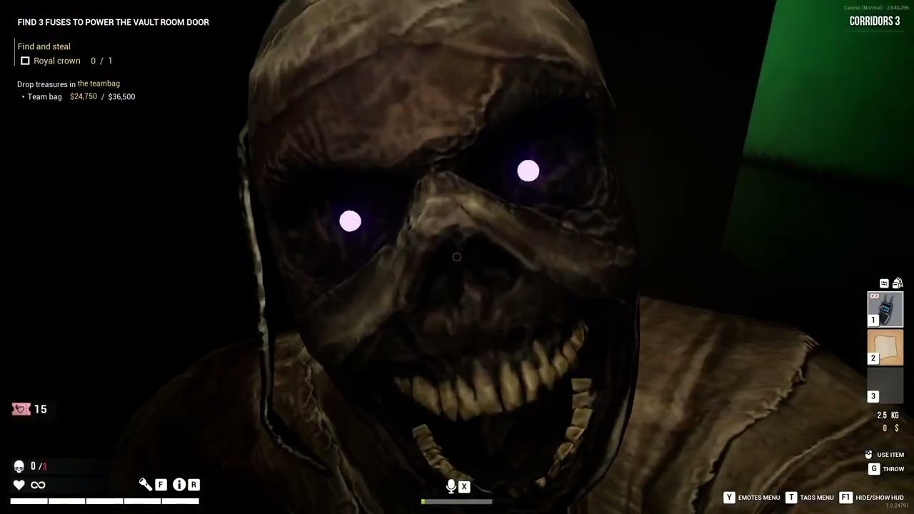 Stealing from my friends while they peep the horrors | Dark Hours