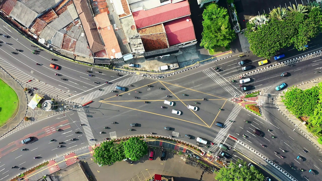 NO COPYWRIGHT I City Traffic I Free Stock Footage I 4K 29,97 FPS