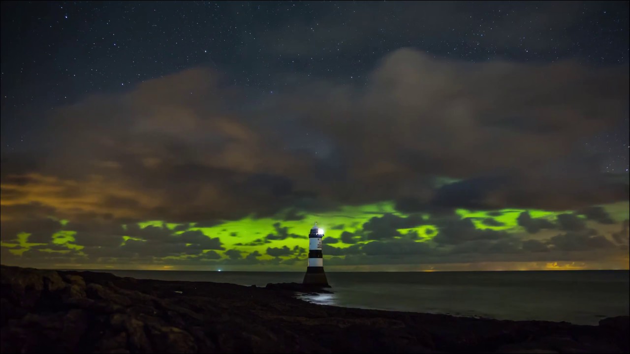 Penmon Point Northern lights 07/11/17