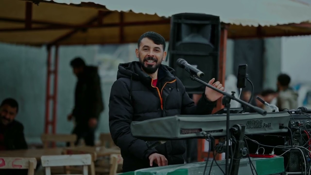 &Ccedil;ILGIN PİYANİST İLE ŞOVA DEVAM