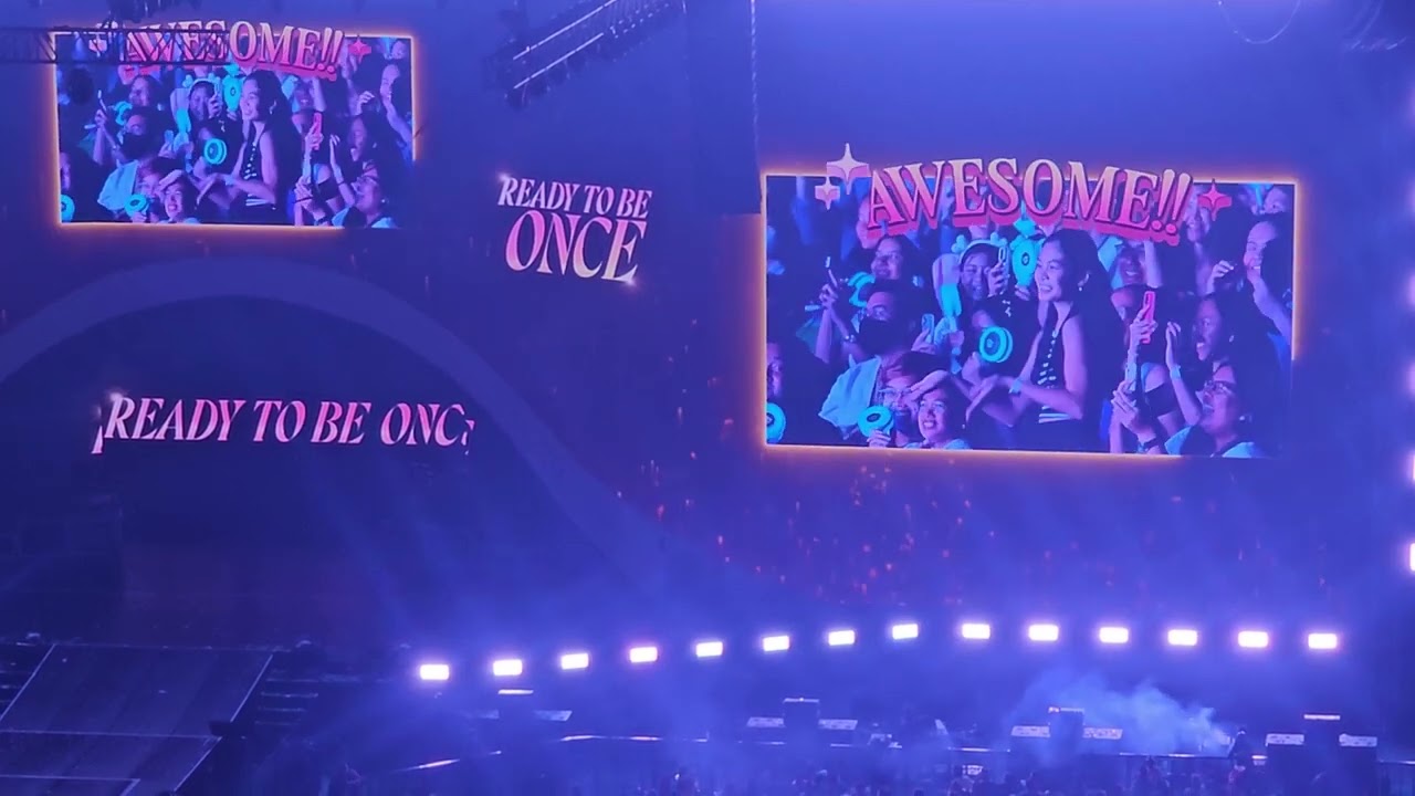 Twice: fan dancecam • Ready To Be In Bulacan Day 1 • Philippine Arena