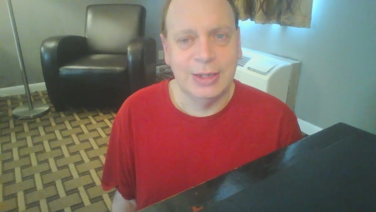 Synastry Aspects-Sun Sextile/Trine Uranus