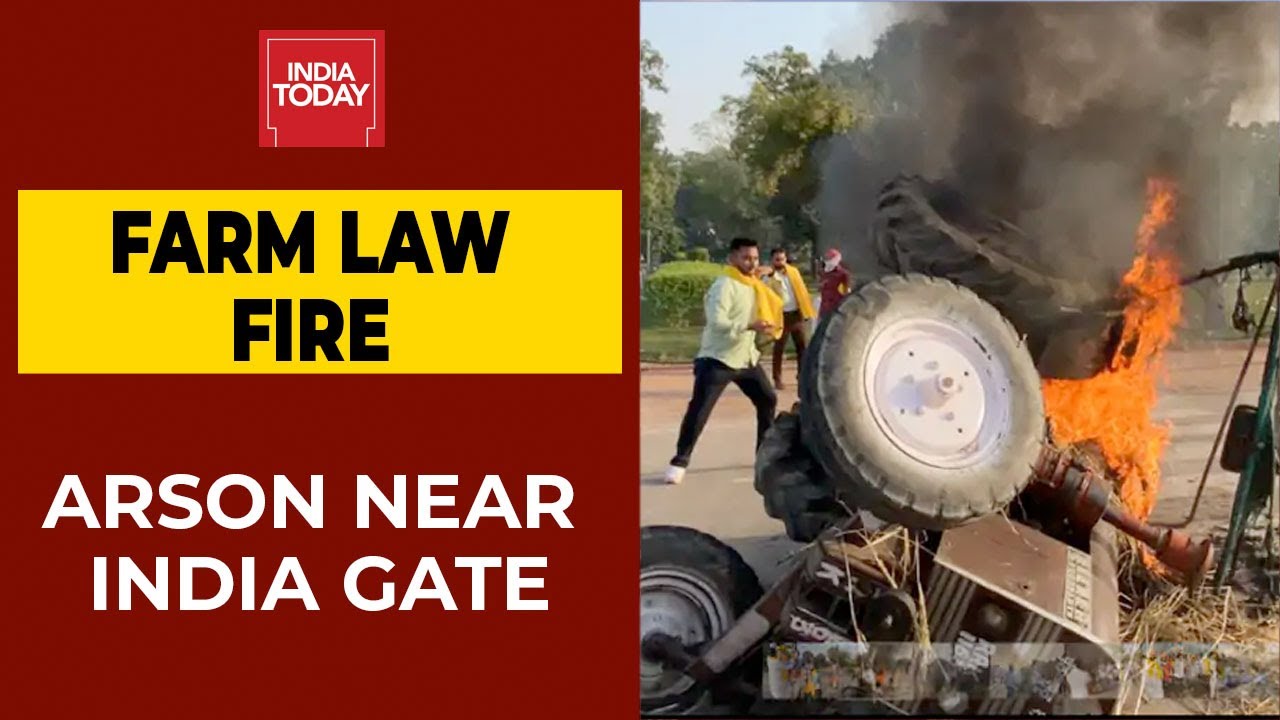 Farm Bill Protest: Congress Workers Burn Tractor Near India Gate