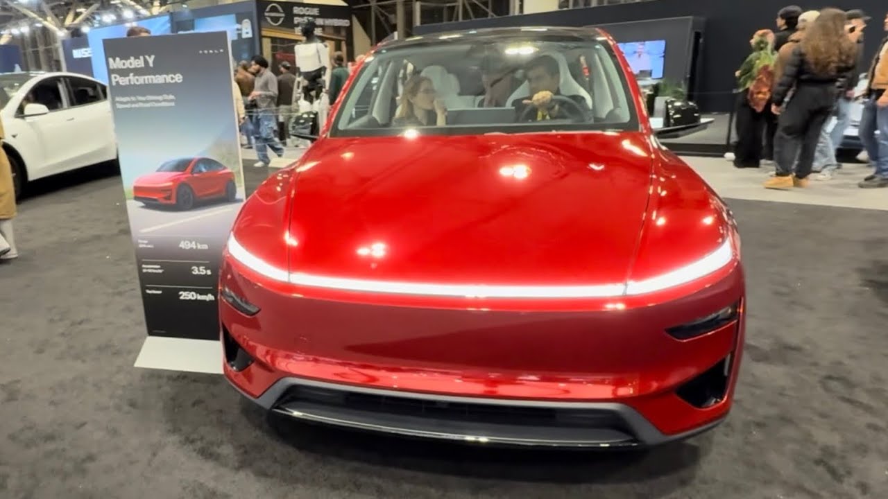Model Y Performance ULTRA RED Walkaround (CIAS 26 / Toronto)