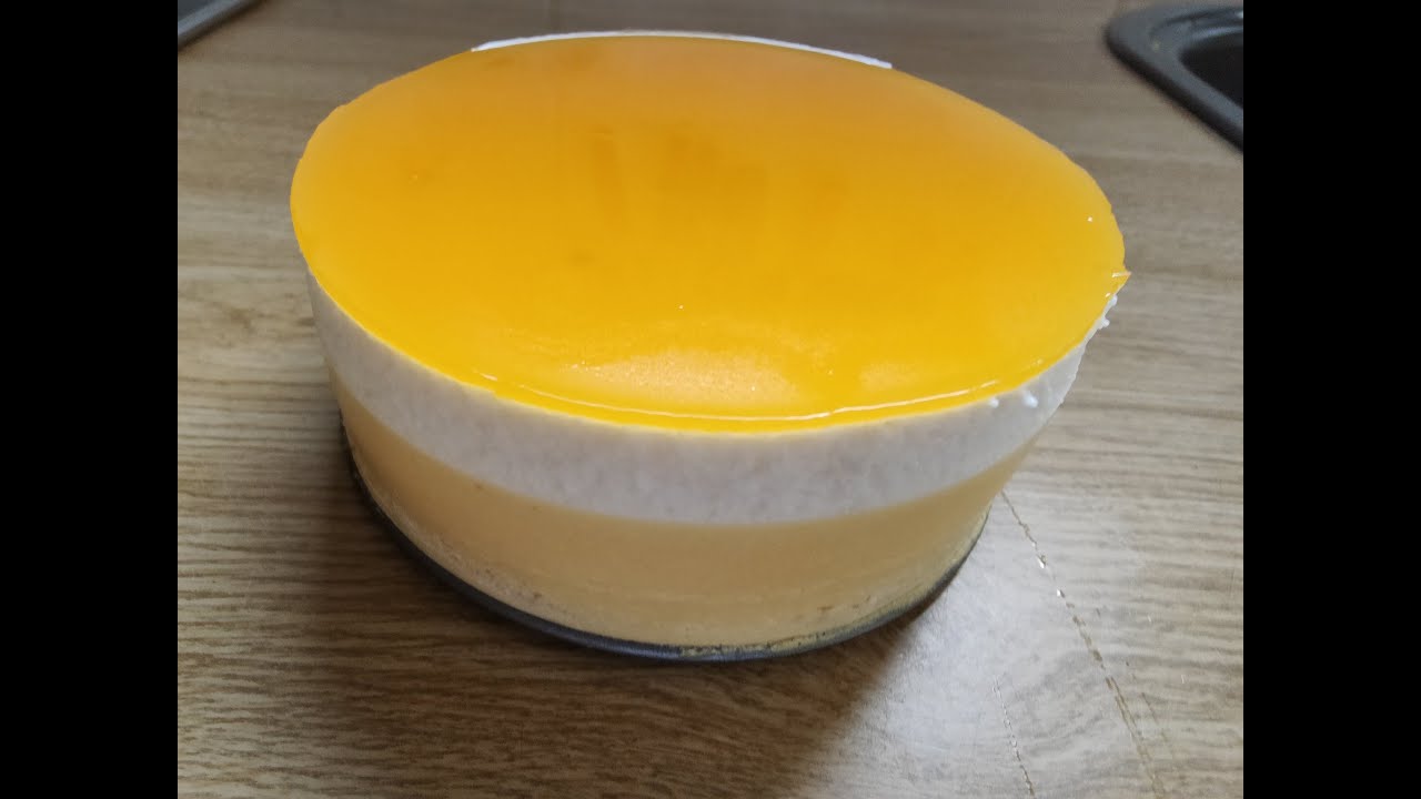 Bavarois coco passion.  C'est réalisé uniquement avec un mixeur plongeant Bamix...  IG bas
