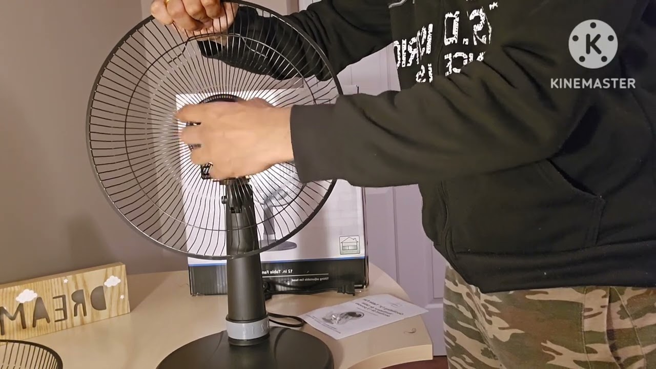 Mainstays Oscillating Table Fan Unpacking and assembling 