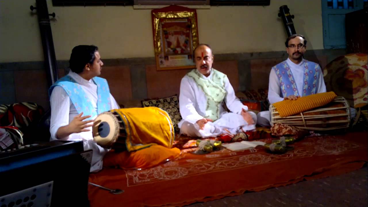Dhrupad Vocal Raag Megh- Sh. Kalyanrayji Maharaj (Shuddhadwait Dwitiya Peethadish-Nathdwara, Indore)