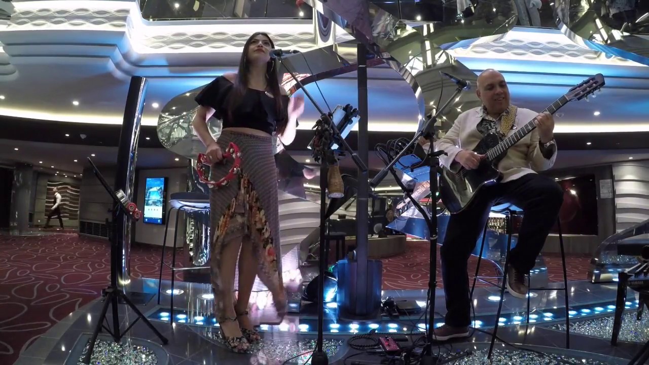 DUO ODARA - Fly Me to The Moon - MSC Meraviglia 2018