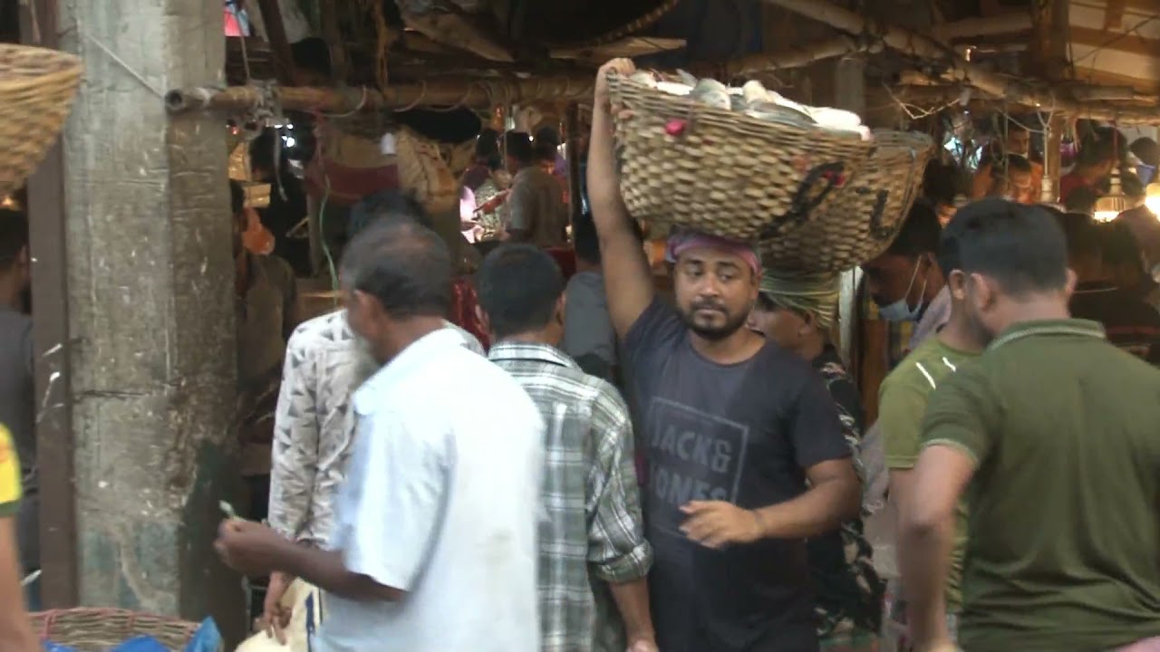 কাওরান বাজার . BIG FISH MARKET DHAKA.BANGLADESH.KAWRONBAZAR