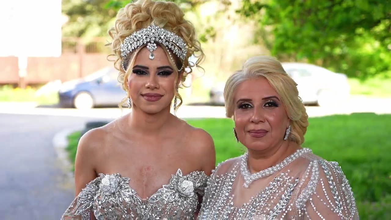 Абитуриентския бал на Поли