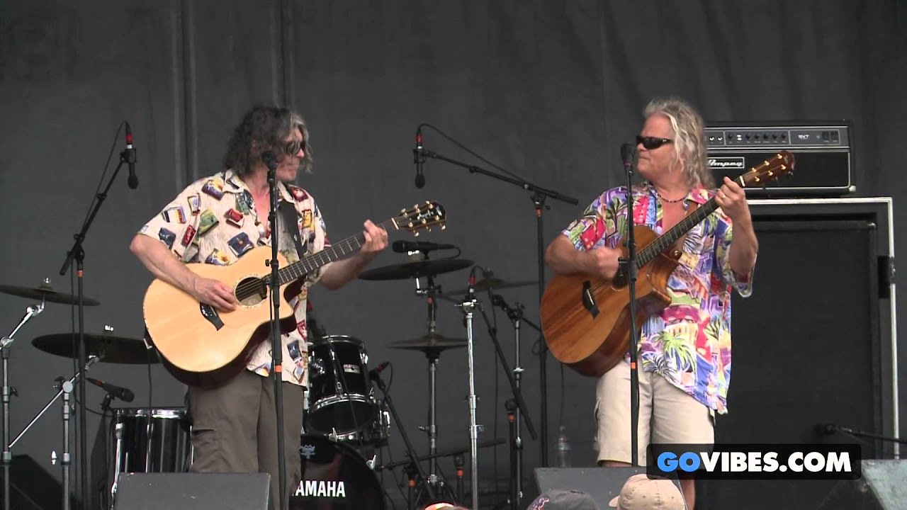 The Kind Buds perform 