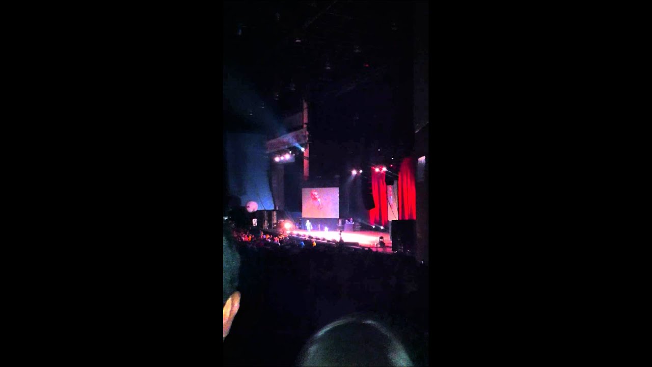 Dave Chappelle Apologizes to Hartford at the August 2014 Oddball Comedy Festival