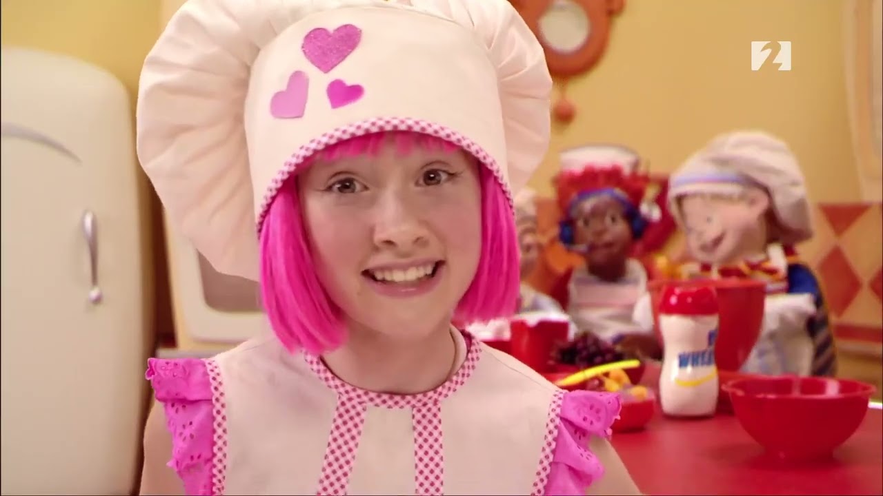 &Iacute;slenskur Latib&aelig;r 1 - Stolin S&aelig;tindi (&thorn;&aacute;ttur 6) | Icelandic LazyTown - TV St&ouml;&eth; 2