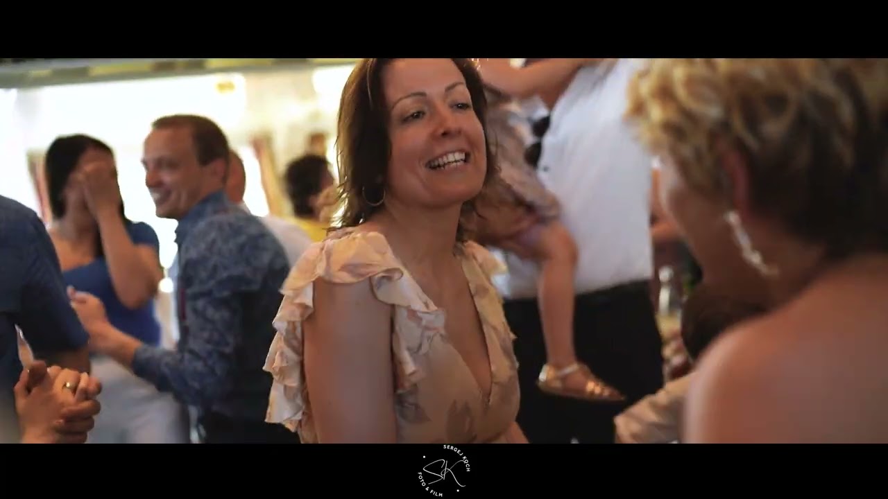 Tamada Duisburg | Hochzeitsmoderator Duisburg | Professionelle Hochzeitsmoderation – AK Events