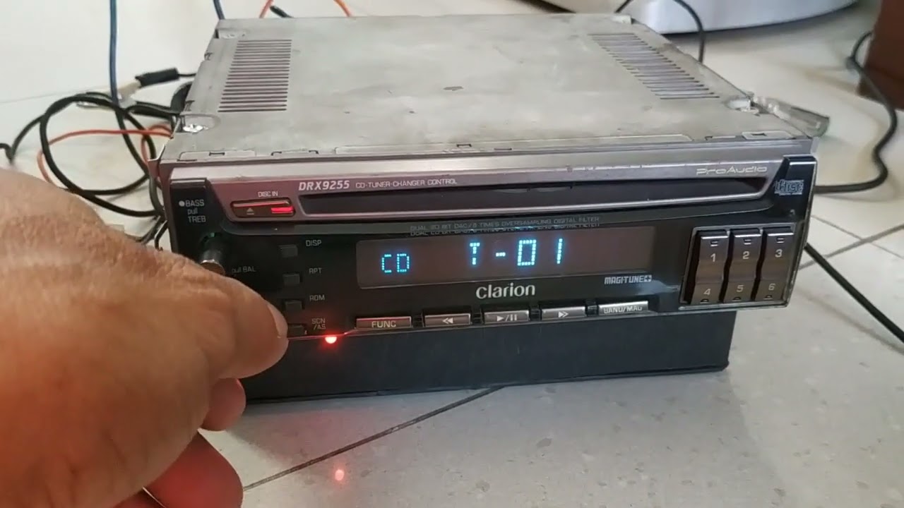 head unit clarion drx9255 20bit analog sq