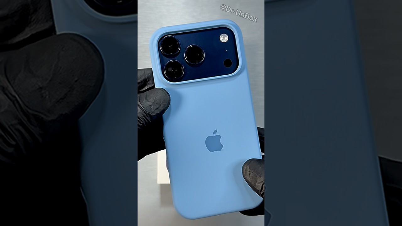 iPhone 17 Pro with Blue Silicone Case⚡️ #shorts #trending #iphone #apple #iphone17pro #viral #video