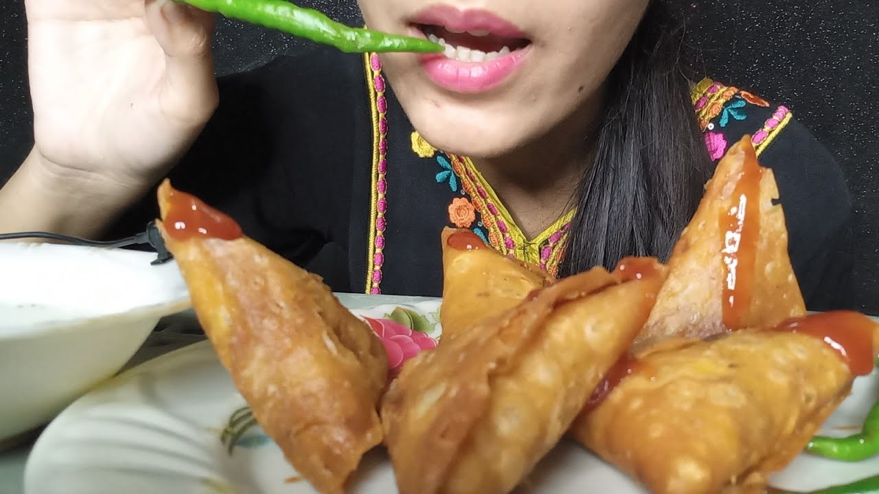 ASMR EATING| MINI KEMA SAMOSA CHALLENGE MUKBANG VIDEO 