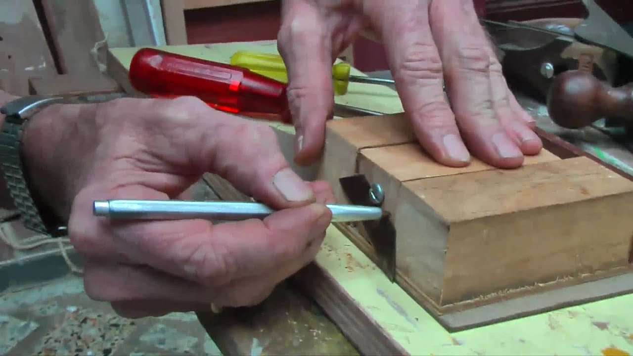 Stripcutter for miniatures