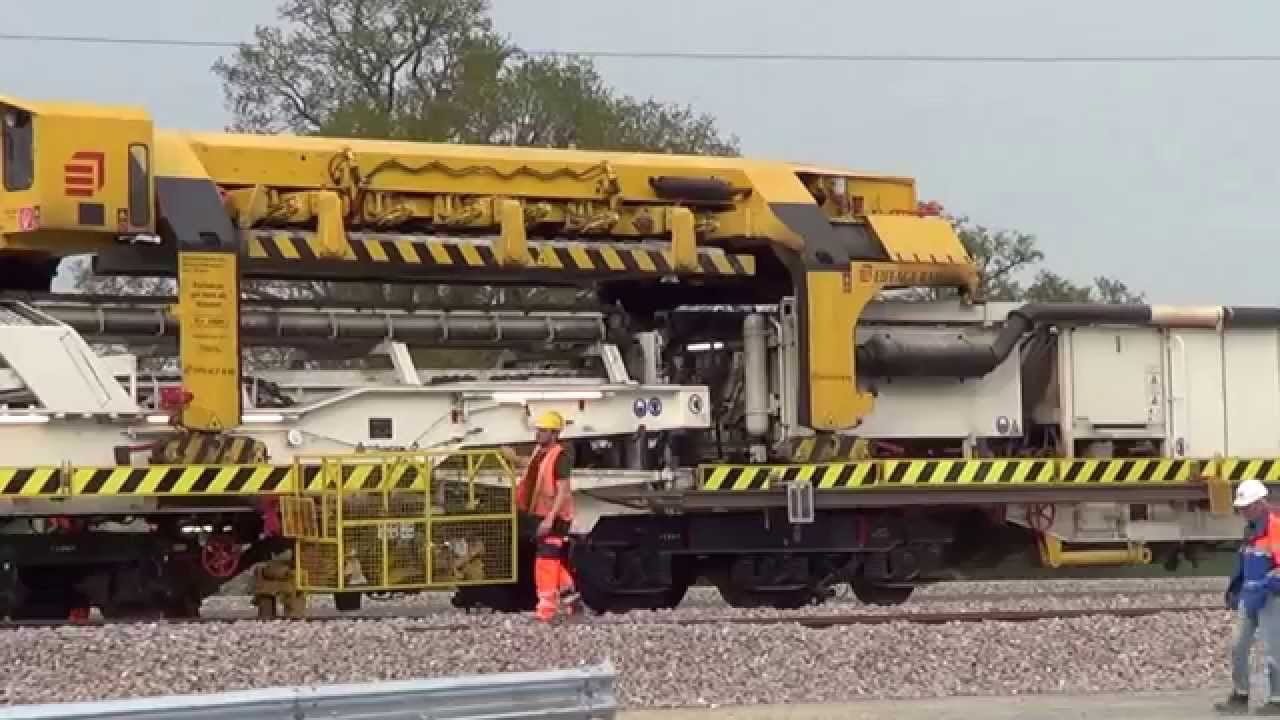 LGV BPL - La pose des rails - Avril 2015