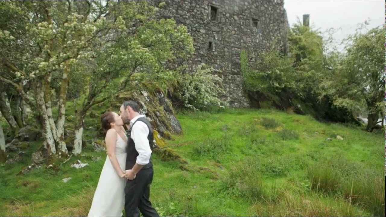 Sarah + Ben's Wedding in Stop-Motion | Kilchurn Castle, Scotland