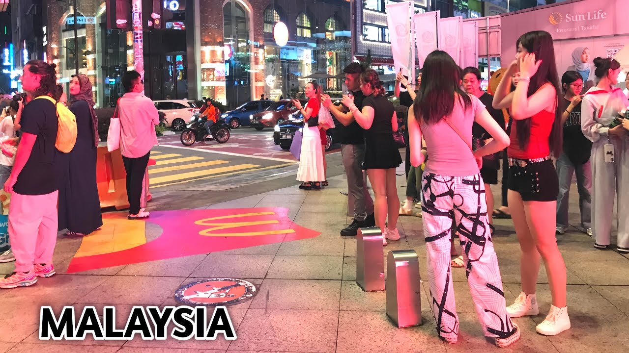 🇲🇾Bukit Bintang Nightlife Tour | Kuala Lumpur’s Most Vibrant Street walk tour 4k