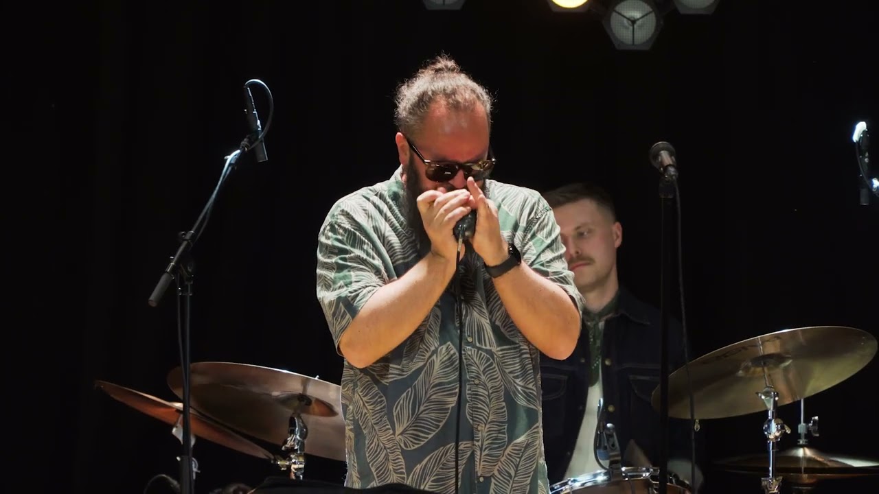 Wentus Blues Band - Times Getting Harder