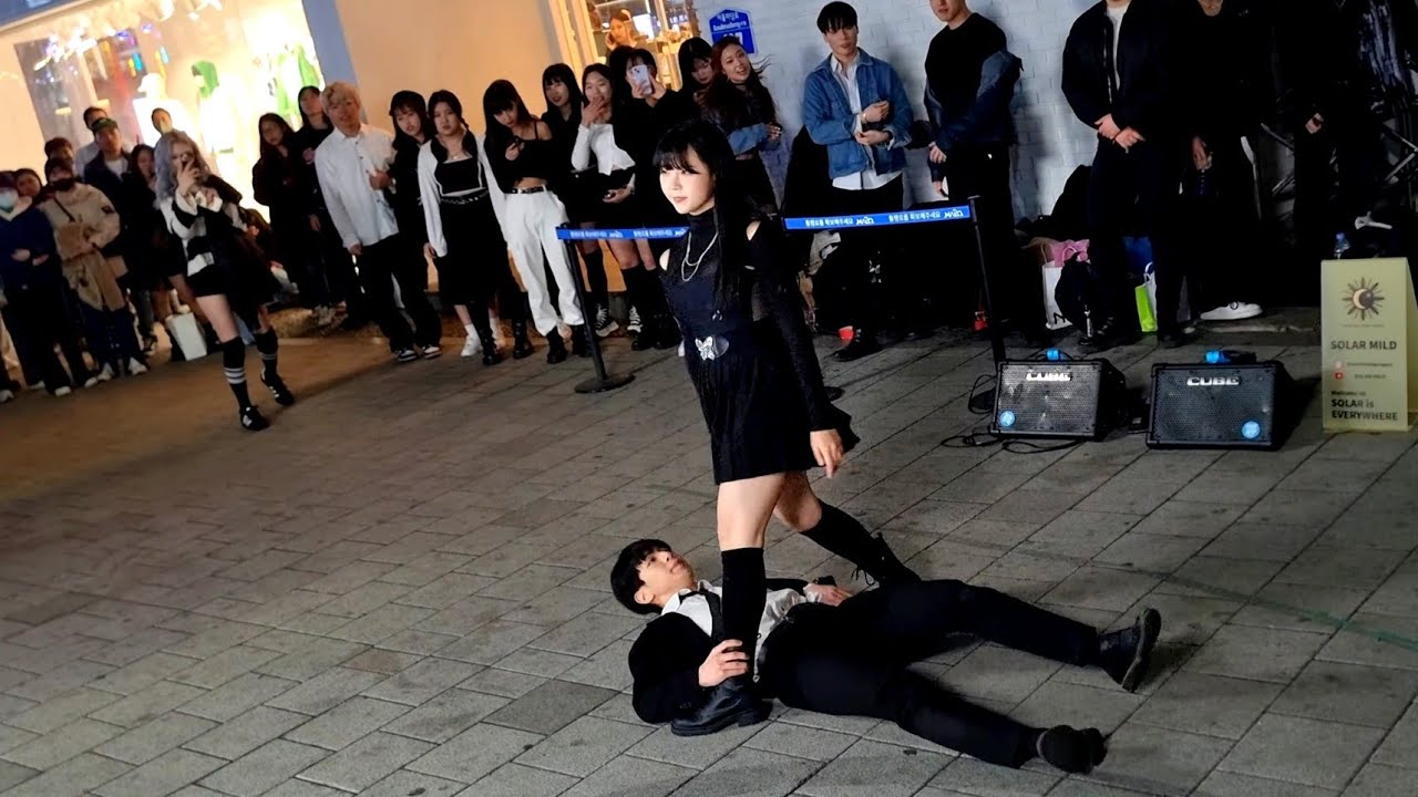 [STREET ARTIST] SOLAR MILD: ONE ZERO & SEUNGHUN. HONGDAE BUSKING. 230310.