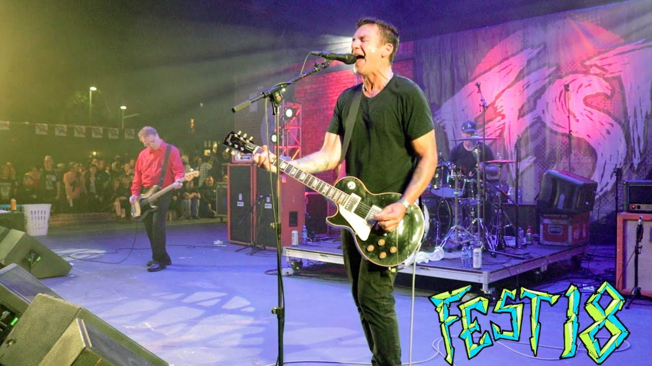 Jawbreaker playing 
