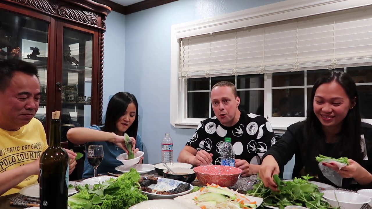 Vlog 1125 ll ĐƯỢC CÔ CHÚ CHIÊU ĐÃI BÒ LÁ LỐT VÀ BÒ NƯỚNG MỠ CHÀI SIÊU NGON Ở CALI