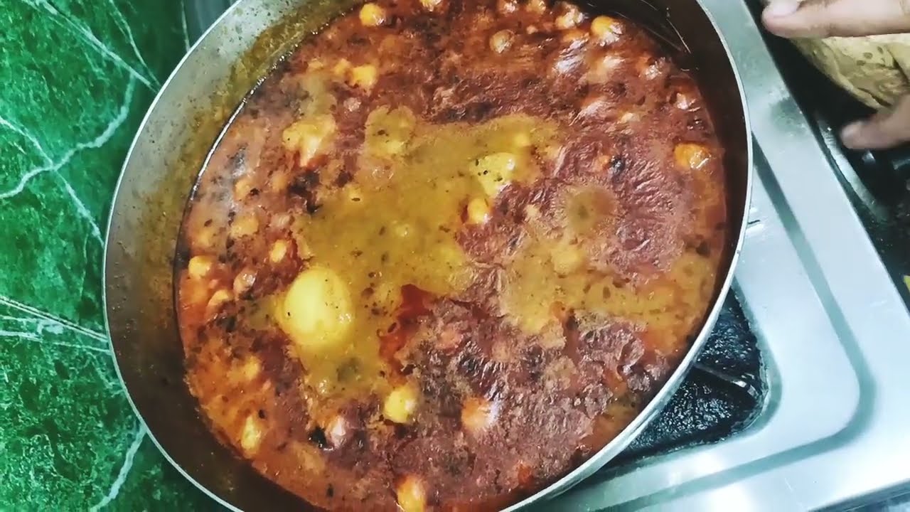 Chole with paratha बच्चों के लिए टिफिन रेसिपी पराठे के साथ छोले, बहुत ही टेस्टी बनकर तैयार होते हैं