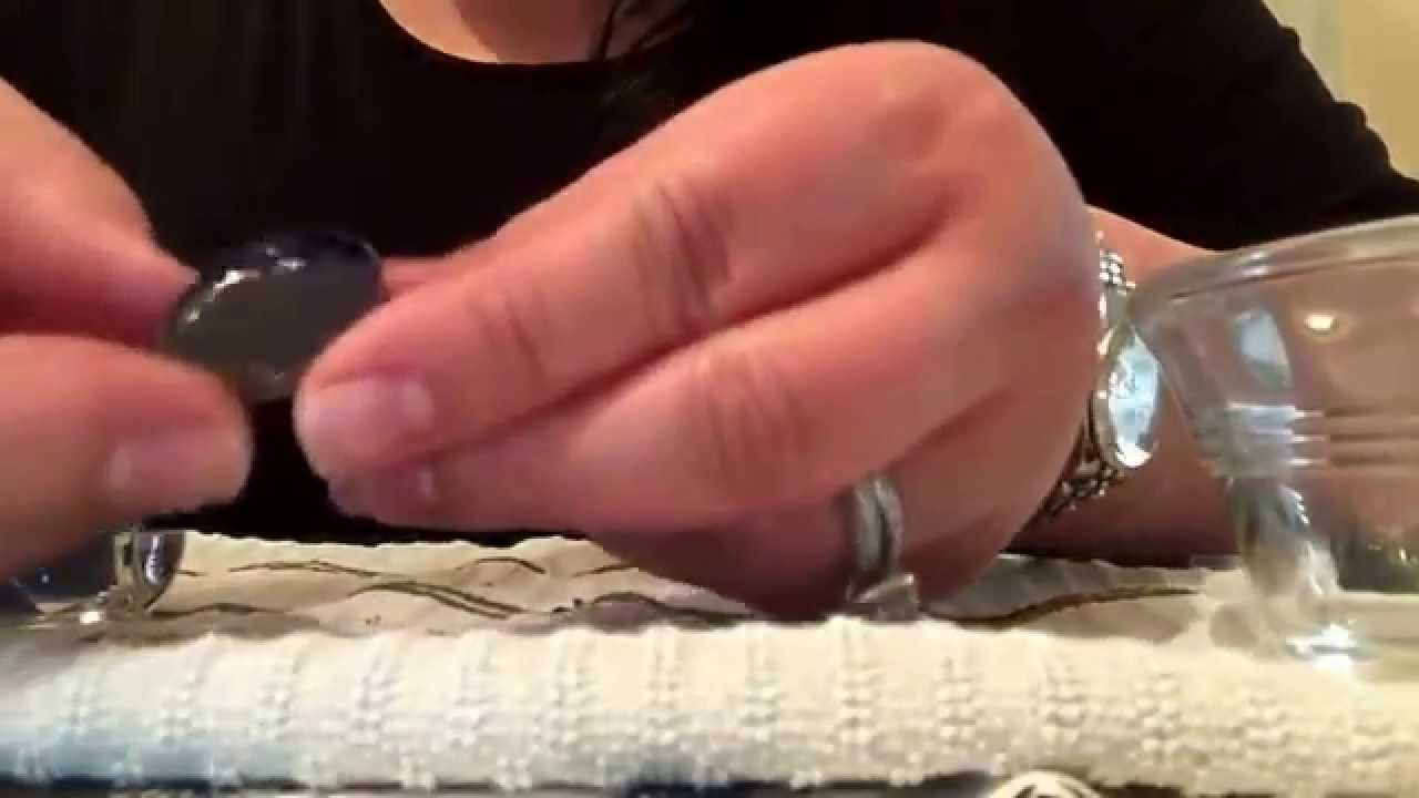 PRESSING YOUNIQUE PIGMENTS TUTORIAL (A HOW TO)