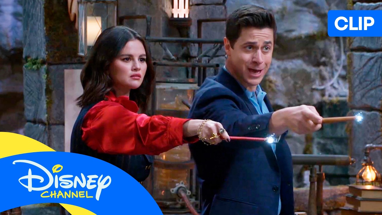 VUELVEN LOS MAGOS DE WAVERLY PLACE: Doble rescate: la fuga de Evilini 😱 | @disneychannelES