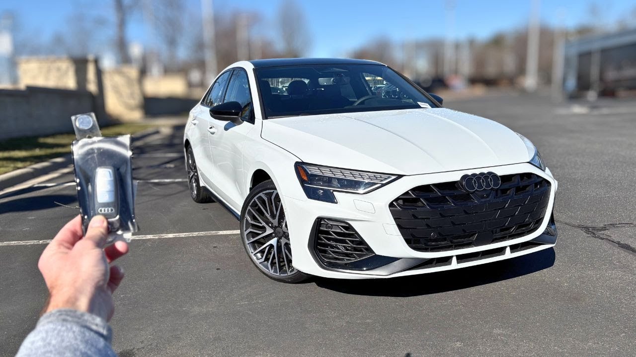 Audi S3 2026: Запуск двигателя, выхлопная система, тест-драйв, обзор, вид от первого лица и рецен...
