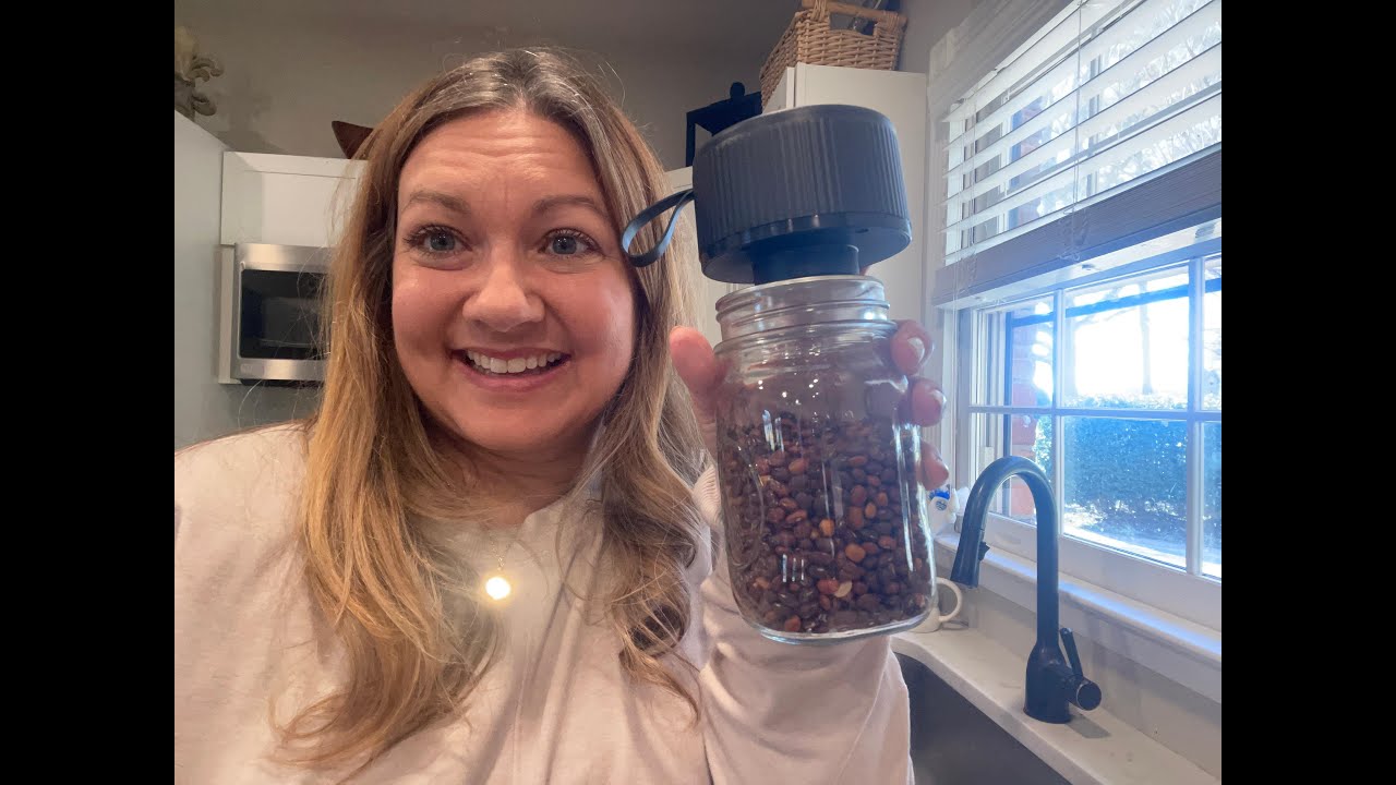 Shortcut for Leftovers and Meal Prepping with this Electric Mason Jar Vacuum Sealer