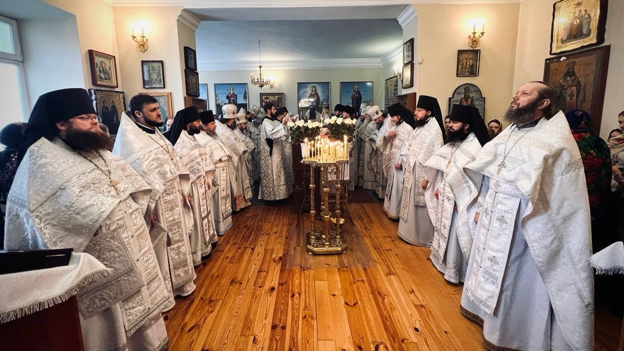 Святкове богослужіння в Лемешівському Іоанно-Богословському монастирі✨