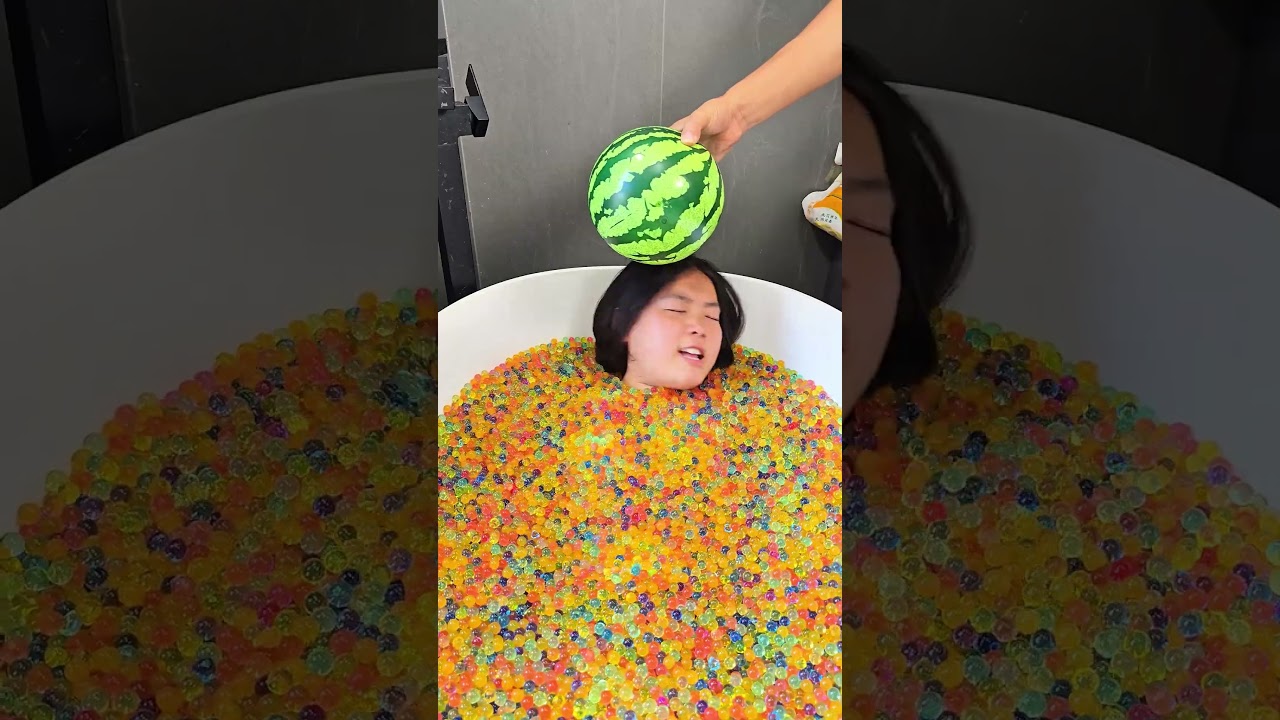 Kt&oacute;rą urodzinową niespodziankę byś wybrał/a?🍓🍭😅🤣