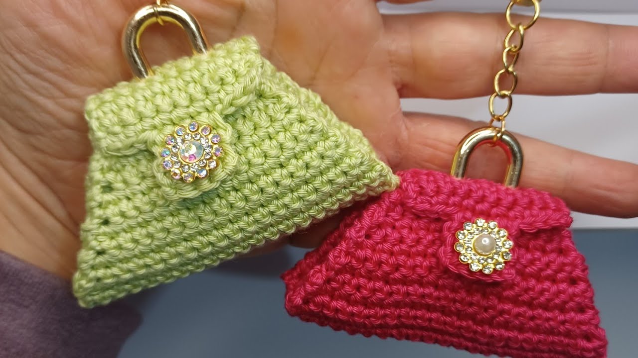 TUTORIAL: MINI BAG LOLA ALL'UNCINETTO.