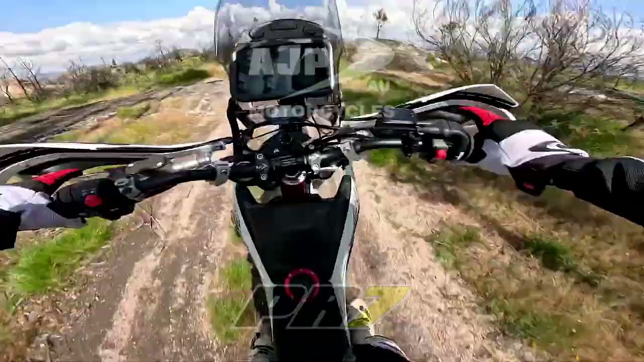 AJP PR7 - best adventure bike out of the box︱AJP MOTOS Australia