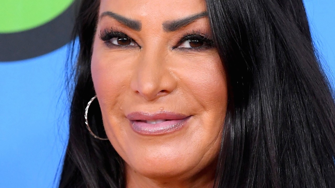 The Tragic Side Of WWE Diva Victoria's Real Life