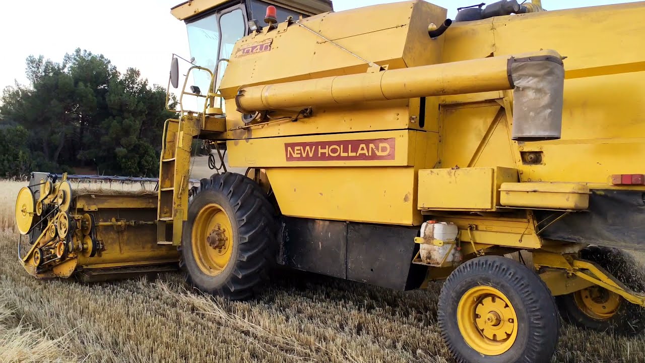 Terapi Gibi Biçerdöver | Efsane NEW HOLLAND 8040