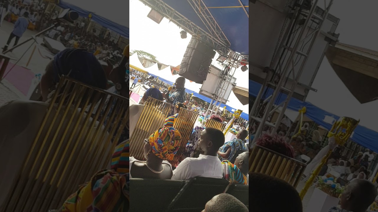 Presentation of awards to Nana Odei Ampofo by professor Kofi Agyekum