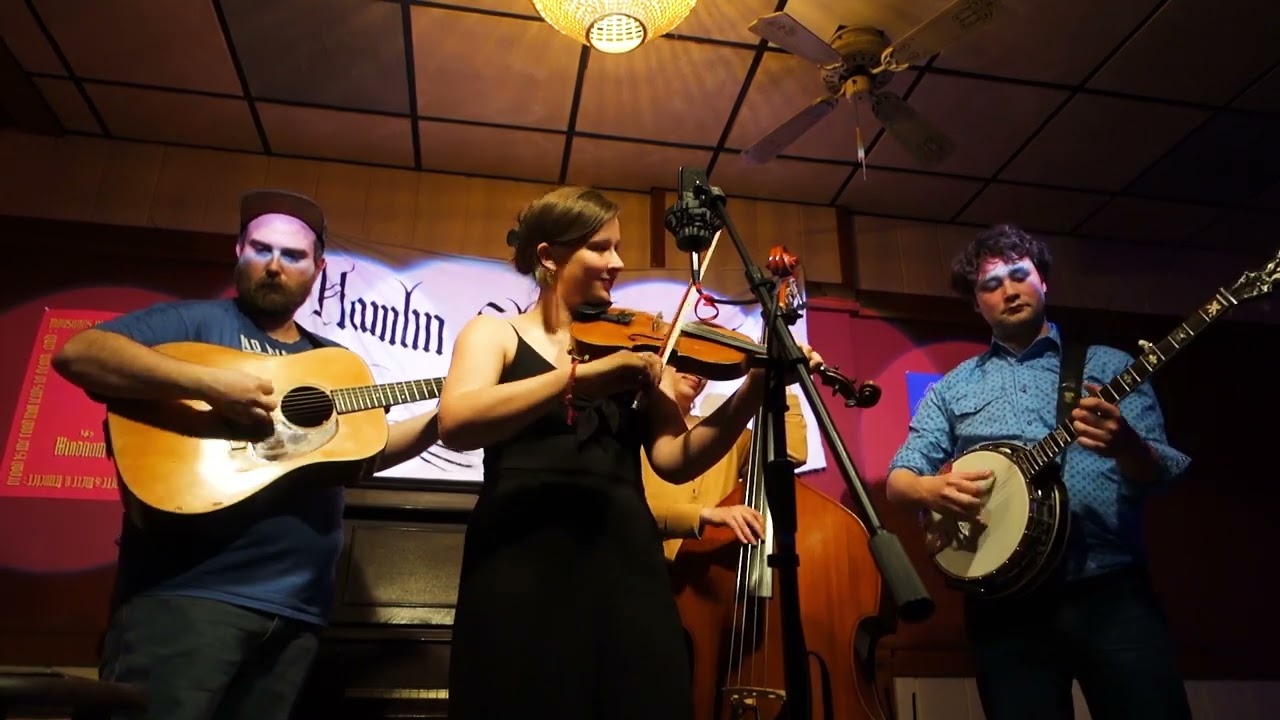 A Cowboy Song - Sami Braman