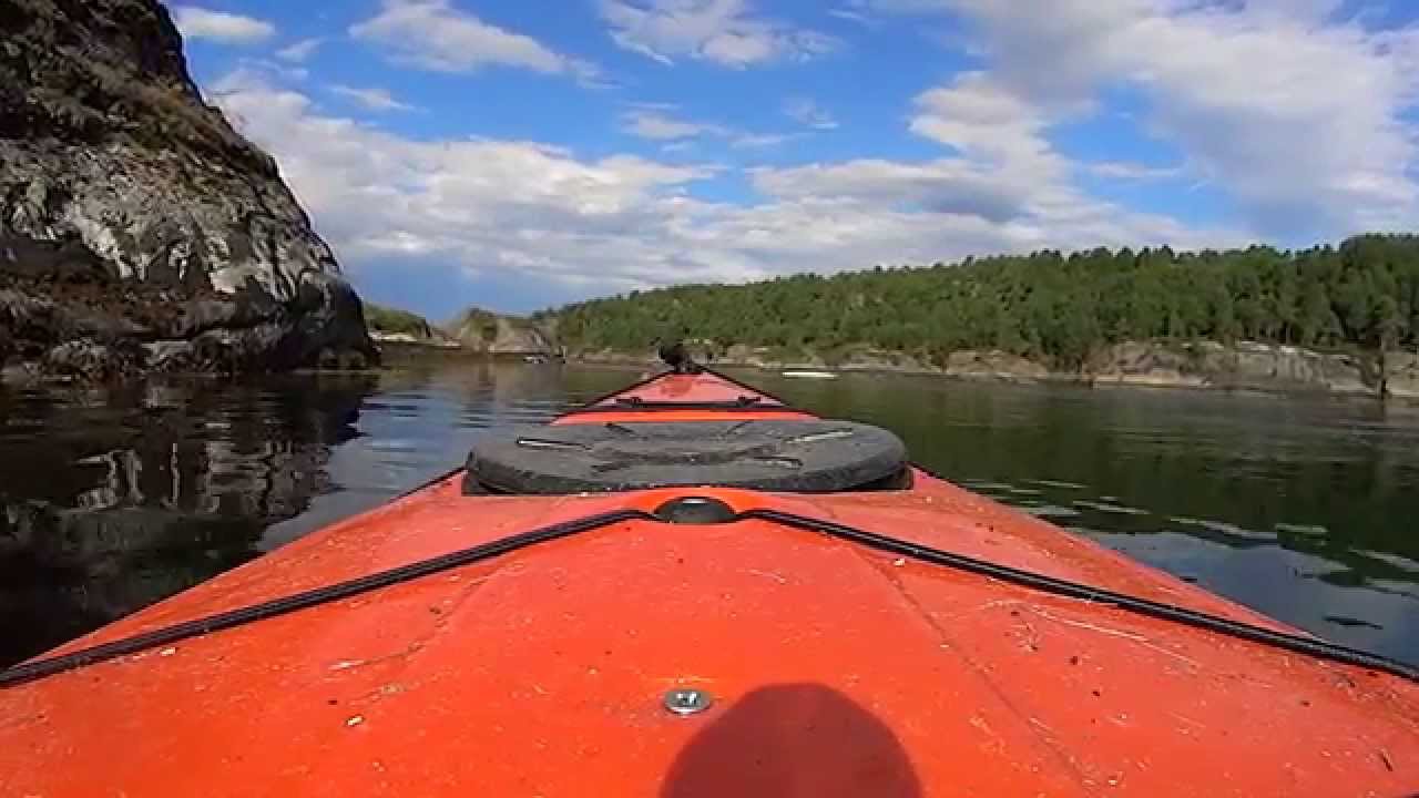 Kajak R&oslash;st&oslash;ya s&oslash;r