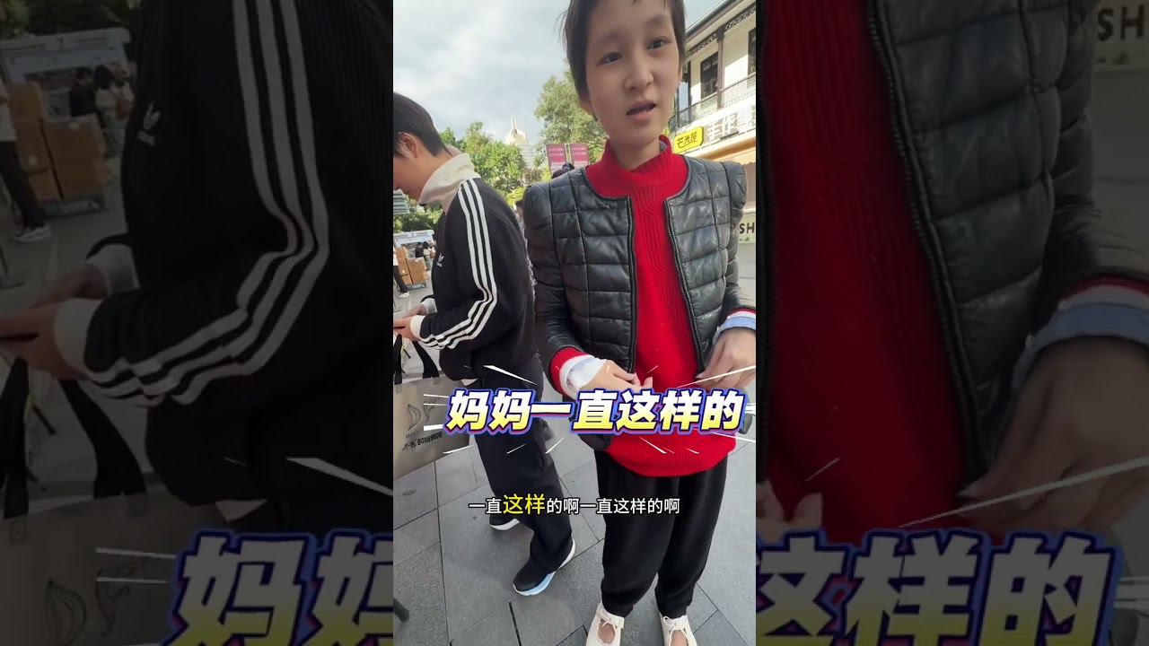 凌乱的思维中……女儿其实也知道妈妈一直这个样子……一直在回忆过去……#廖小乐#记录真实生活 #女人